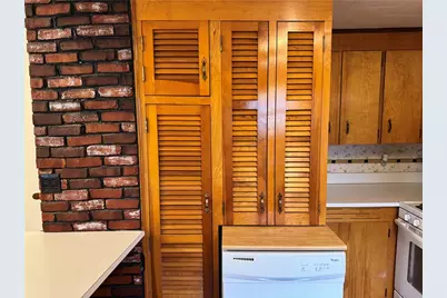 411 Rainey Ave, Grove City Boro, PA 16127 - Photo 7