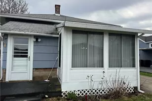 411 Rainey Ave, Grove City Boro, PA 16127 - Photo 3