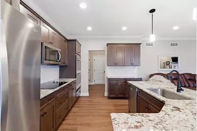 101 Imperial Dr, Adams Township, PA 16059 - Photo 11