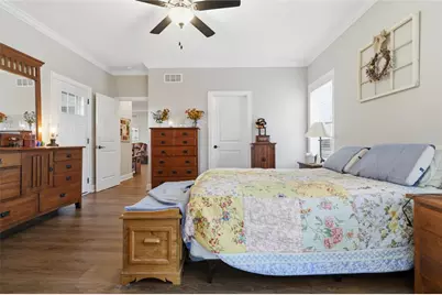 101 Imperial Dr, Adams Township, PA 16059 - Photo 15