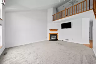 162 Old Village Ln, Bethel Park, PA 15102 - Photo 3