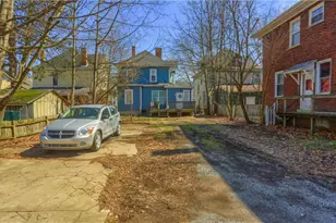 1407 5th Ave, Beaver Falls, PA 15010 - Photo 9