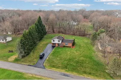 2935 Glenda Dr., Scott Township, PA 16101 - Photo 3