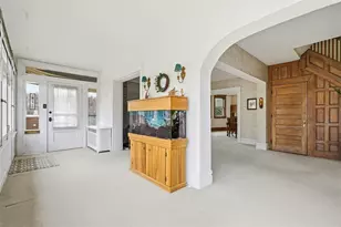 25 Vancouver Ave, Pittsburgh, PA 15205 - Photo 5