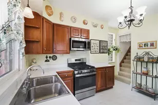 25 Vancouver Ave, Pittsburgh, PA 15205 - Photo 13