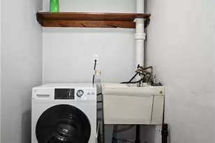 517 Carothers Ave, Carnegie, PA 15106 - Photo 13