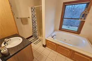 225 Profio Rd, Cecil, PA 15057 - Photo 23