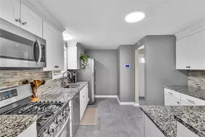 4956 Aspen St, West Mifflin, PA 15122 - Photo 11