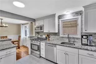 4956 Aspen St, West Mifflin, PA 15122 - Photo 7