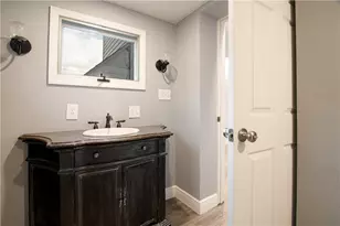 170 S McKean St, Kittanning, PA 16201 - Photo 9