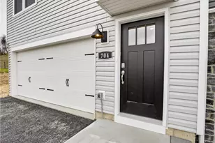 704 Olivia St, Collier Township, PA 15205 - Photo 3