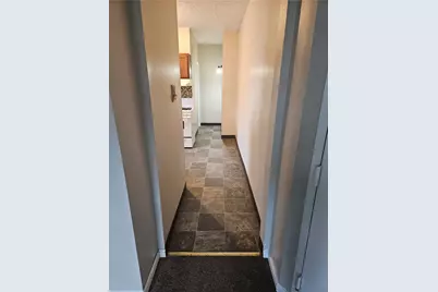 1935 Delaware Ave #201, Pittsburgh, PA 15218 - Photo 11