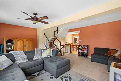367 Murrays Lane, Pittsburgh, PA 15234 - Photo 9