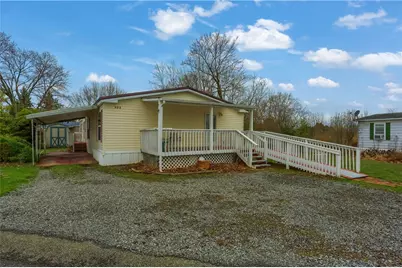 903 Chester Dr, Cranberry Township, PA 16066 - Photo 3