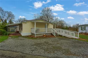 903 Chester Dr, Cranberry Township, PA 16066 - Photo 3