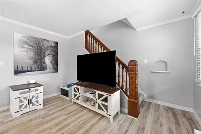137 E Pennview St, Pittsburgh, PA 15223 - Photo 7