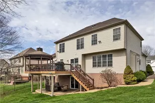 918 Gregory Ct, Cranberry Township, PA 16066 - Photo 3