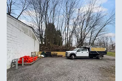 514 Taylor Street, New Castle, PA 16101 - Photo 5