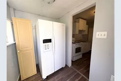 1020 Lakewood Ave, Elliott, PA 15220 - Photo 9