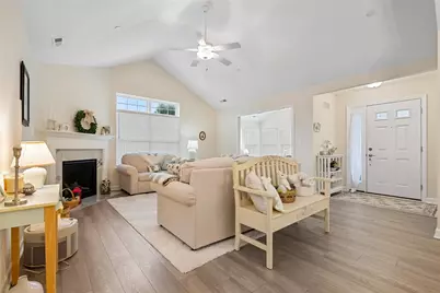 1254 Sandy Ridge Dr, Buffalo Township, PA 16055 - Photo 7