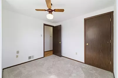 5167 Janie Dr, Pittsburgh, PA 15227 - Photo 25