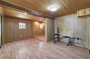 5167 Janie Dr, Pittsburgh, PA 15227 - Photo 31