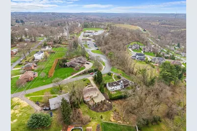 1587 Ashlawn Dr, Pittsburgh, PA 15241 - Photo 31