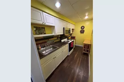 218 W Diamond St, Butler, PA 16001 - Photo 9