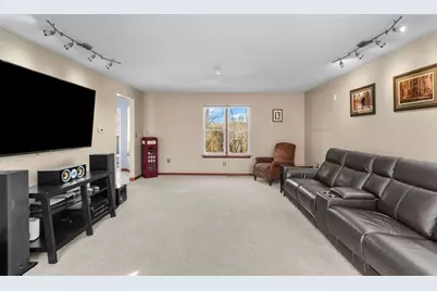 327 Garden Hill Dr, East Deer, PA 15084 - Photo 17