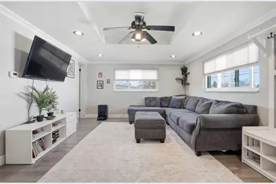 2833 Oak St, Bethel Park, PA 15102 - Photo 9