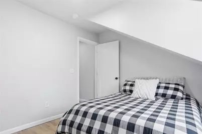 4615 Plummer Street, Pittsburgh, PA 15201 - Photo 31