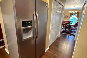 206 Cherry Bark Dr, Harrison Township, PA 15065 - Photo 15