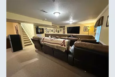 206 Cherry Bark Dr, Harrison Township, PA 15065 - Photo 37