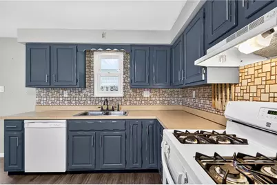 201 Golf Ave, Ellport, PA 16117 - Photo 13