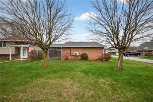 201 Golf Ave, Ellport, PA 16117 - Photo 5