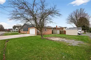 201 Golf Ave, Ellport, PA 16117 - Photo 3