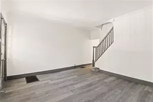 7818 St Lawrence Ave, Pittsburgh, PA 15218 - Photo 5