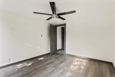 7818 Saint Lawrence Ave, Pittsburgh, PA 15218 - Photo 21