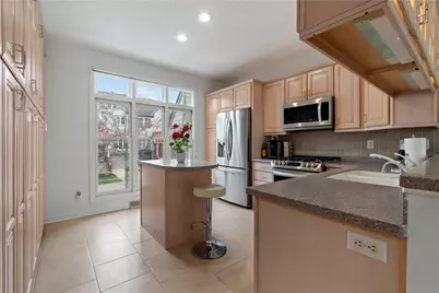 59 Waterfront Drive, Washington's Landing, PA 15222 - Photo 11