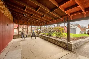 2027 Brookfield Rd, Scott Township, PA 15243 - Photo 23