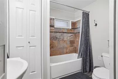 142 Twin Lakes Dr, Jackson Township, PA 16063 - Photo 17