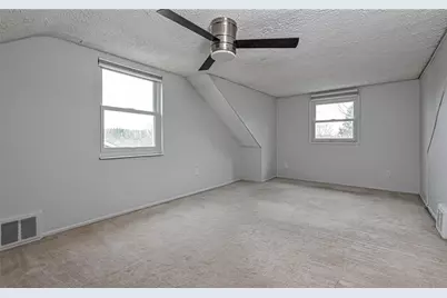 3900 Bonita Dr, Hampton, PA 15101 - Photo 9