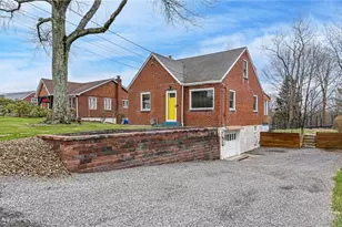 3900 Bonita Dr, Hampton, PA 15101 - Photo 1