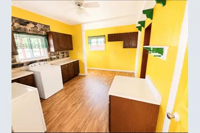 1206 Chestnut St, Connellsville, PA 15425 - Photo 13