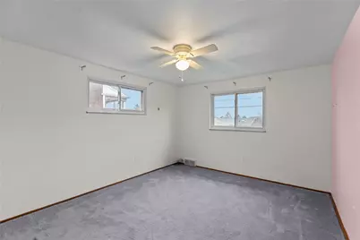 26 Edinburg Dr, Pittsburgh, PA 15235 - Photo 17