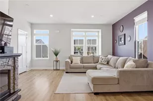 2013 Cade Dr, Monaca, PA 15061 - Photo 11