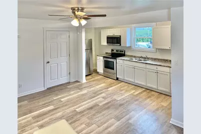 860 Pennsylvania Ave, Coraopolis, PA 15108 - Photo 21