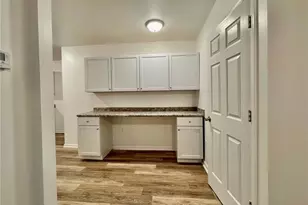 860 Pennsylvania Ave, Coraopolis, PA 15108 - Photo 5