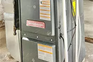 860 Pennsylvania Ave, Coraopolis, PA 15108 - Photo 19