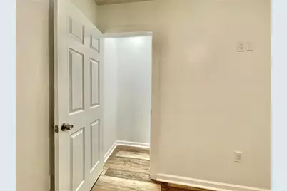 860 Pennsylvania Ave, Coraopolis, PA 15108 - Photo 13